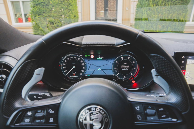 Vehicle Image 28