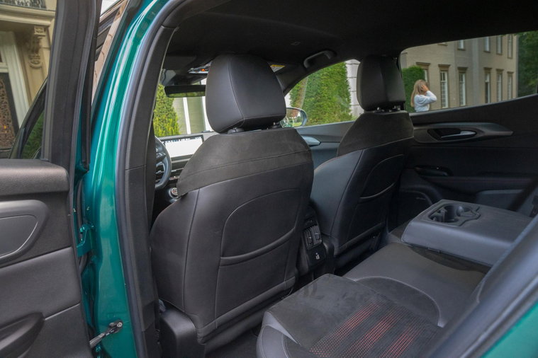 Vehicle Image 35