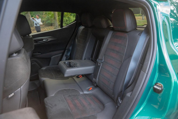 Vehicle Image 36