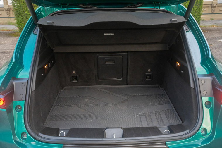 Vehicle Image 37
