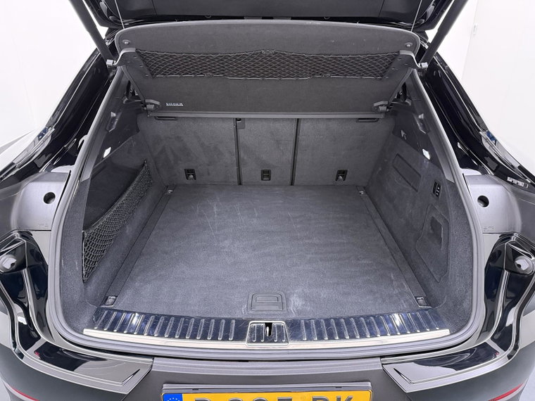 Vehicle Image 38