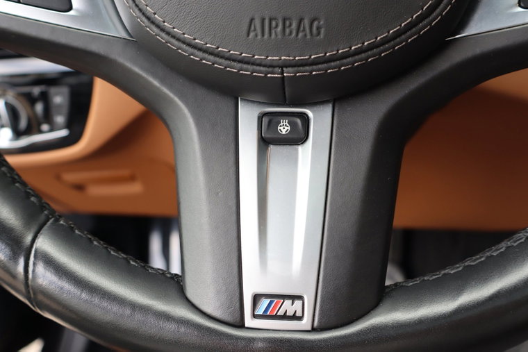 Vehicle Image 28