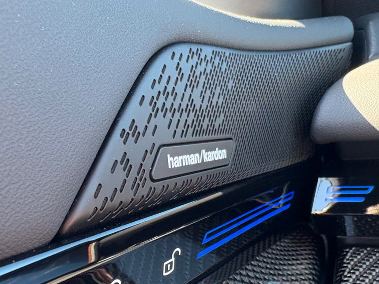 Vehicle Image 27