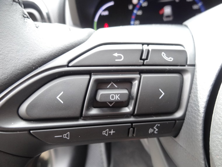 Vehicle Image 24
