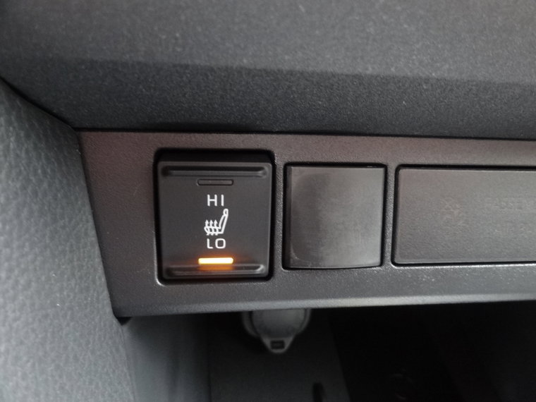 Vehicle Image 32