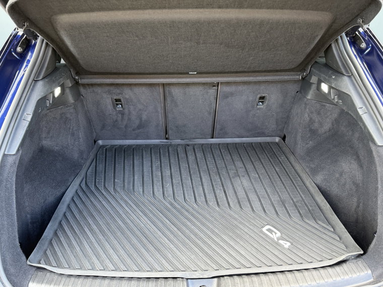 Vehicle Image 45