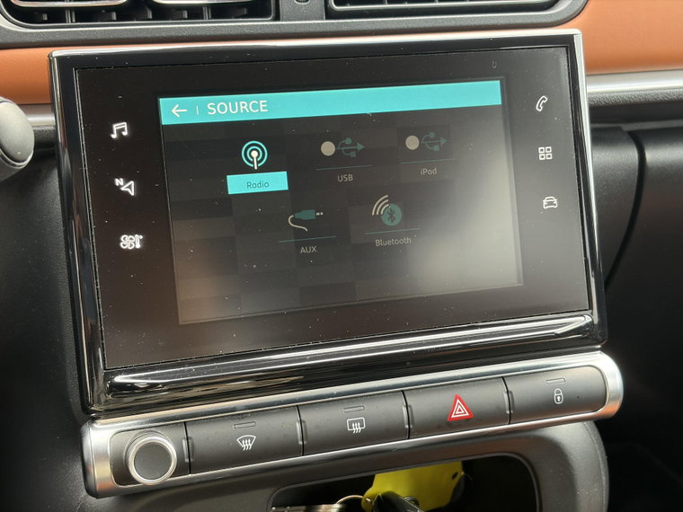 Vehicle Image 17