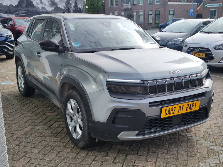 Vehicle Image 4