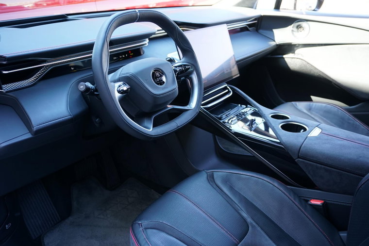 Vehicle Image 4