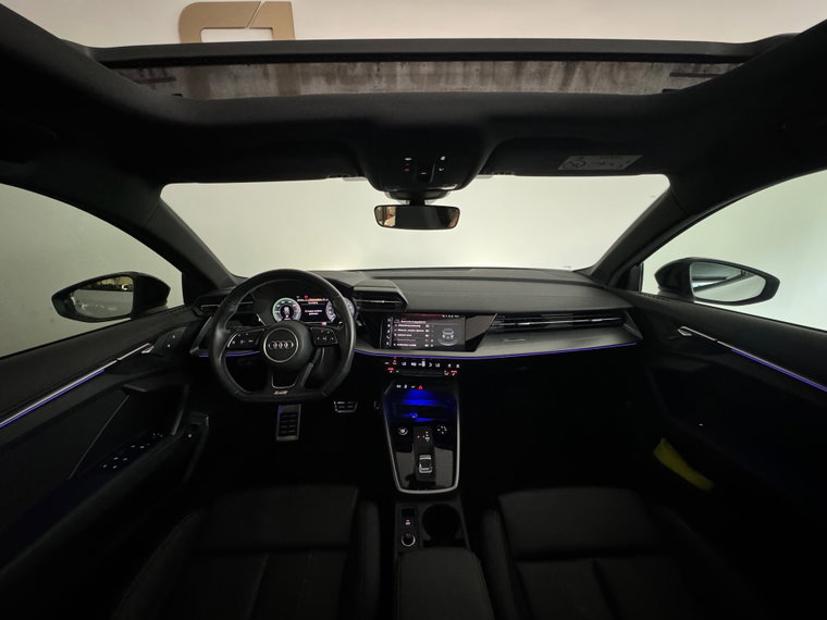 Vehicle Image 33