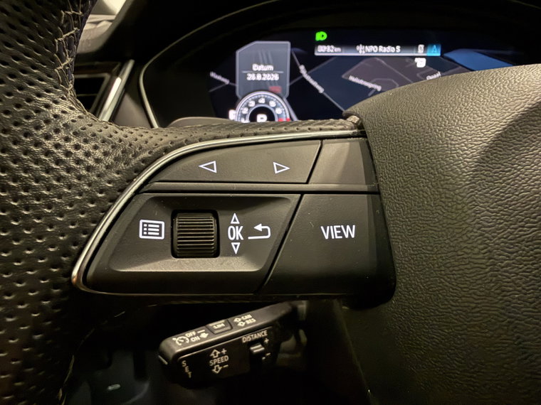 Vehicle Image 33