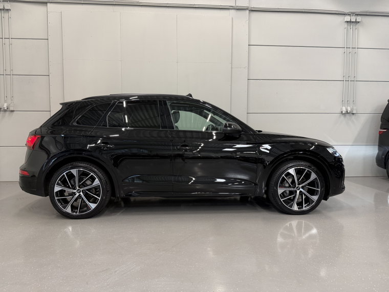 Vehicle Image 40
