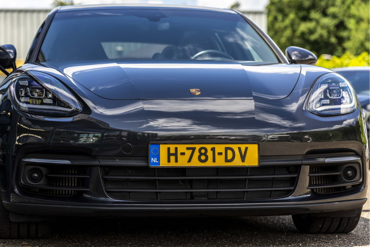 Vehicle Image 12