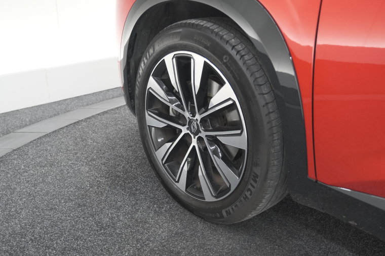 Vehicle Image 19