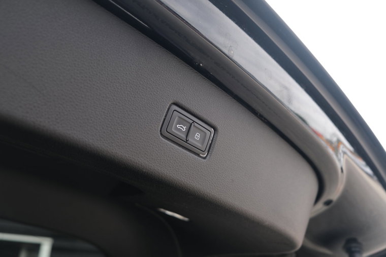 Vehicle Image 35