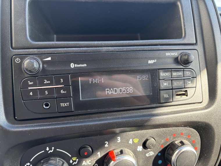 Vehicle Image 23