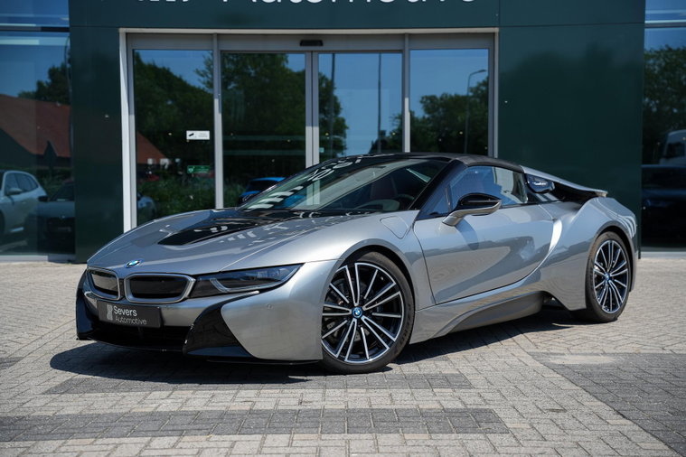 Vehicle Image 32
