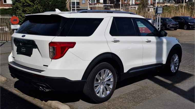 Vehicle Image 19