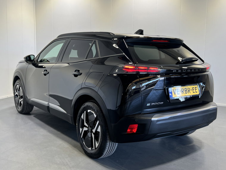 Vehicle Image 38
