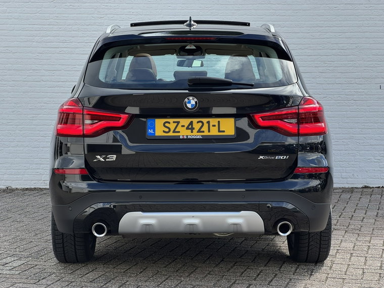 Vehicle Image 54