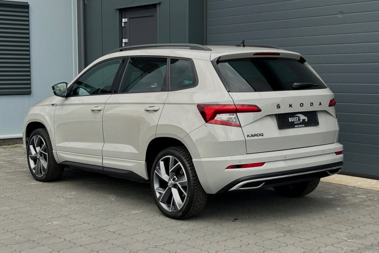 Vehicle Image 19
