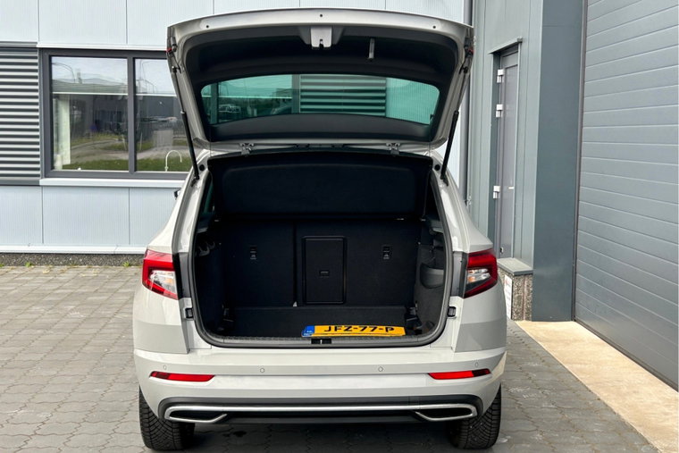 Vehicle Image 21