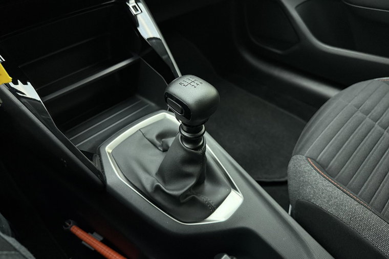 Vehicle Image 26