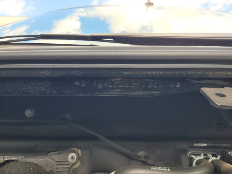 Vehicle Image 33