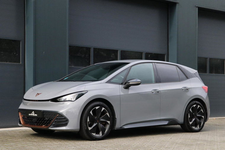 Vehicle Image 7