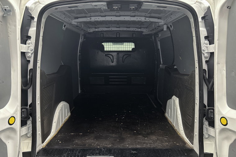 Vehicle Image 22