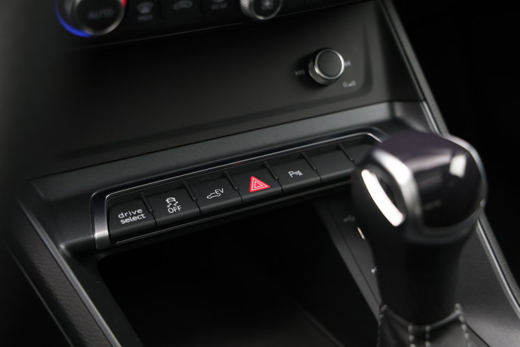 Vehicle Image 37