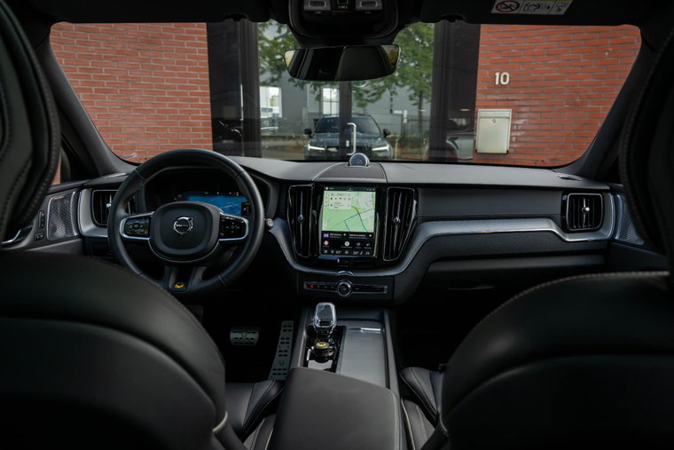 Vehicle Image 19