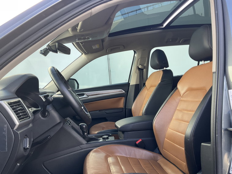 Vehicle Image 28