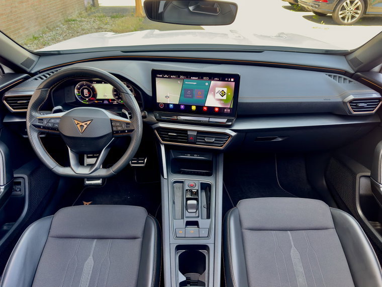 Vehicle Image 19