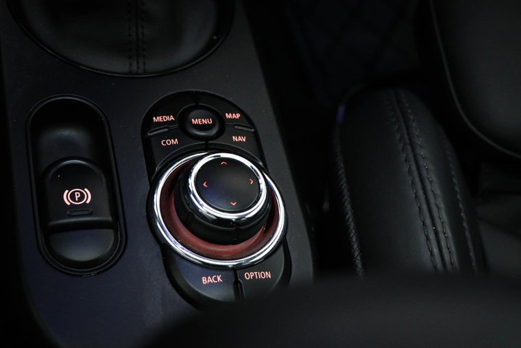Vehicle Image 45