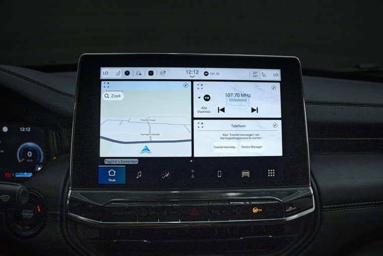 Vehicle Image 9