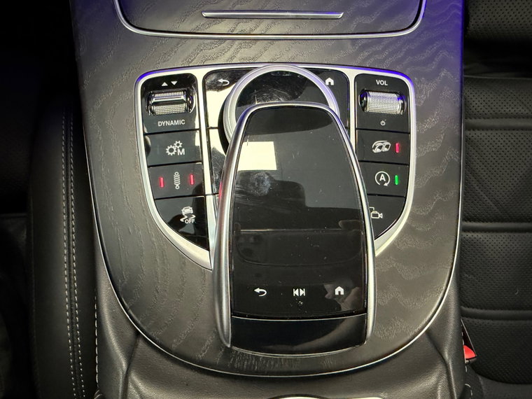 Vehicle Image 38