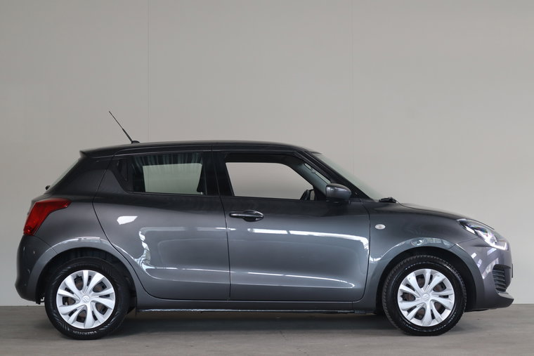 Vehicle Image 13