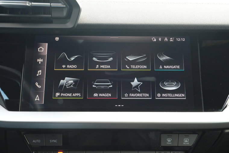 Vehicle Image 23