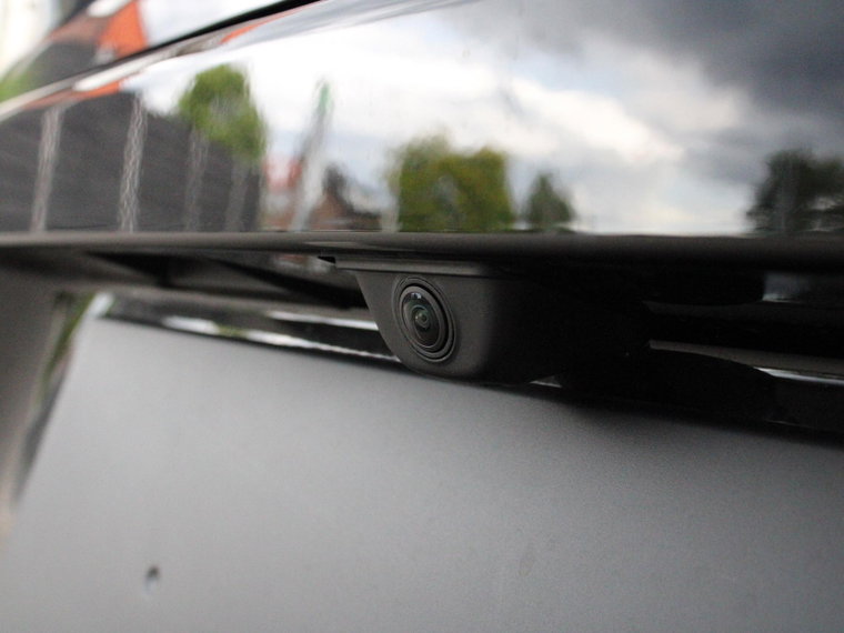 Vehicle Image 11