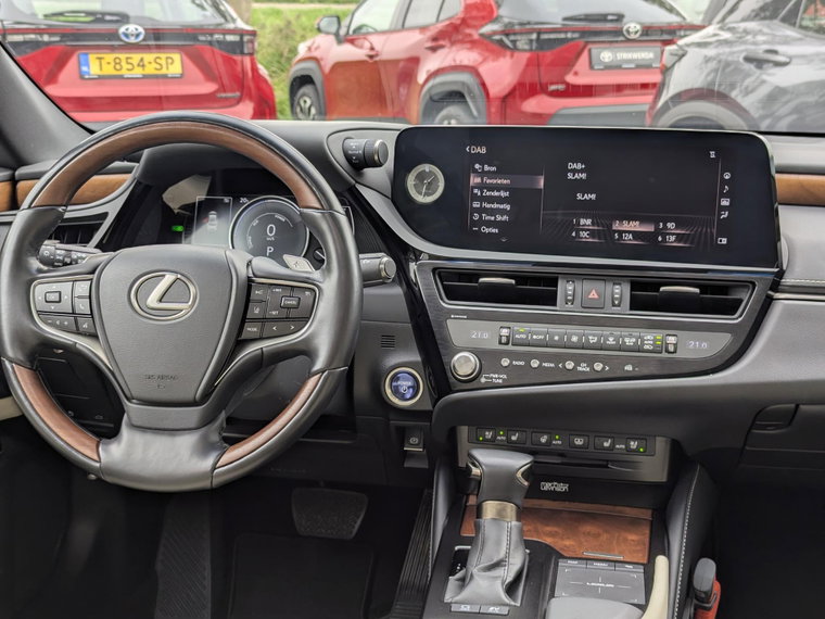 Vehicle Image 31