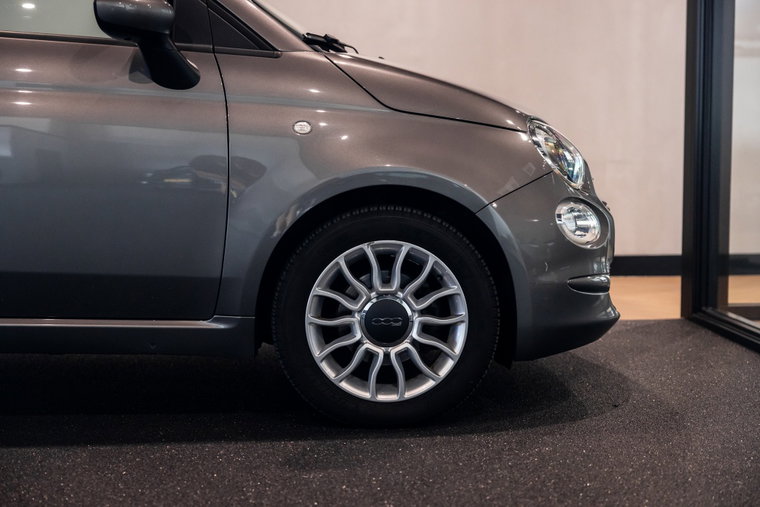 Vehicle Image 13
