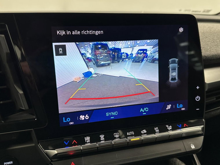 Vehicle Image 31