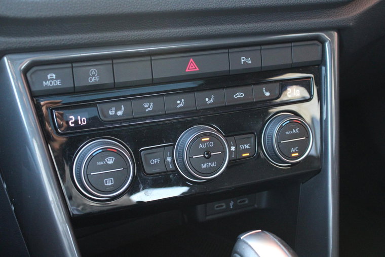 Vehicle Image 27