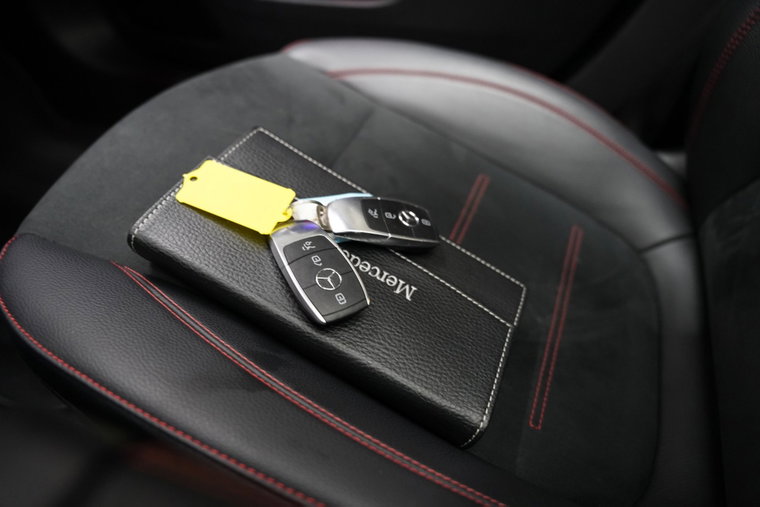 Vehicle Image 38