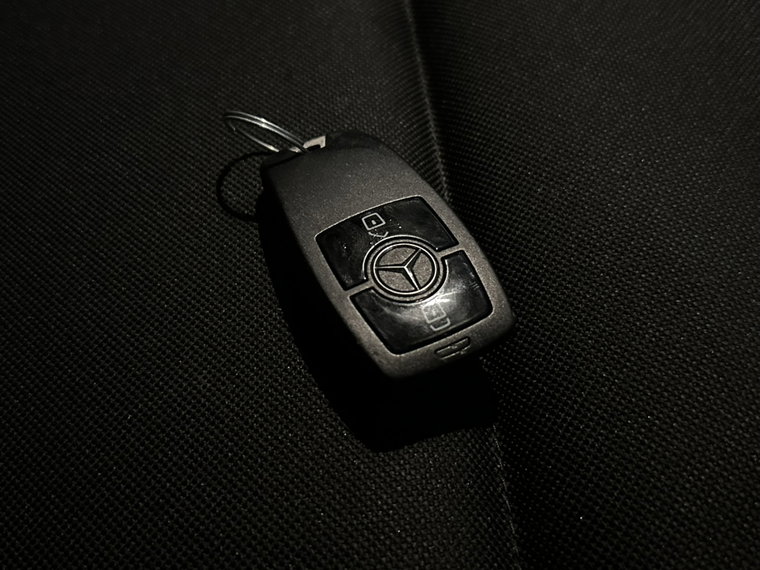 Vehicle Image 24