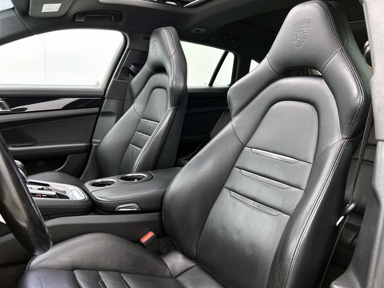 Vehicle Image 35