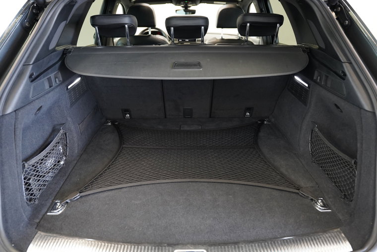 Vehicle Image 35