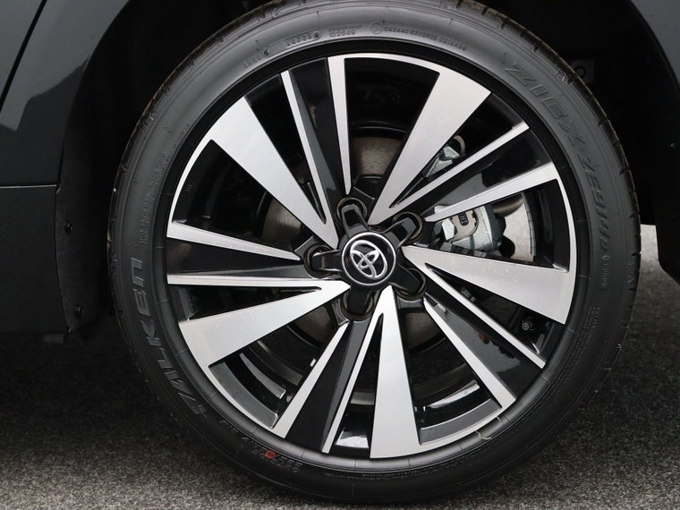 Vehicle Image 30