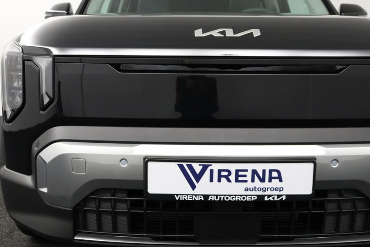 Vehicle Image 38